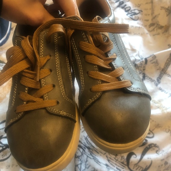 Boys shoes - Picture 3 of 4